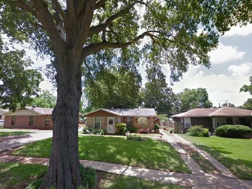 1st image of 3635 Greenbriar Dr