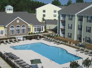 5305 Creek Glen Way, Apex, NC 27502