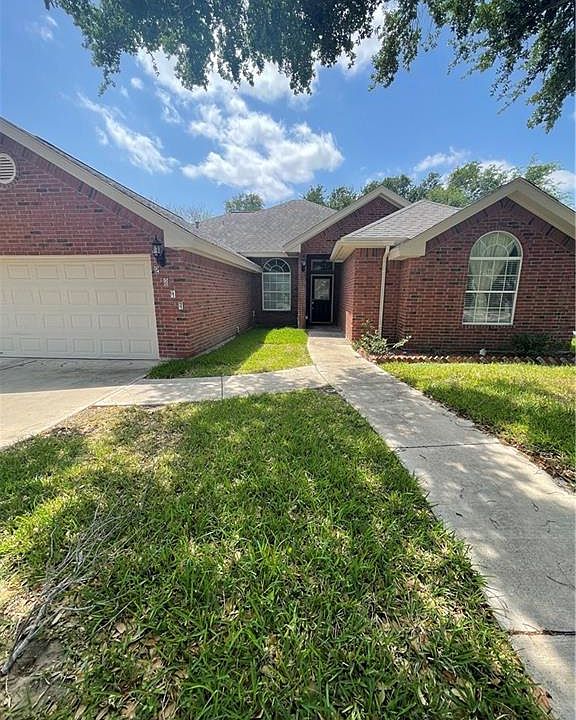 1st image of 2317 Pelican Ave