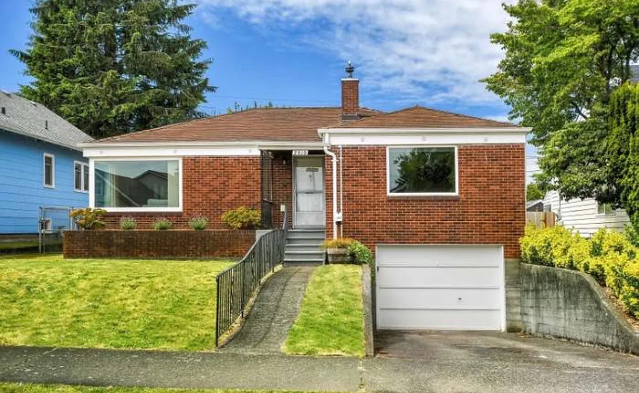 2 bed, 1828 sqft, $2,700 — Photo 1