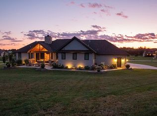 2903 Blakeslee Blvd, Medina, OH 44256