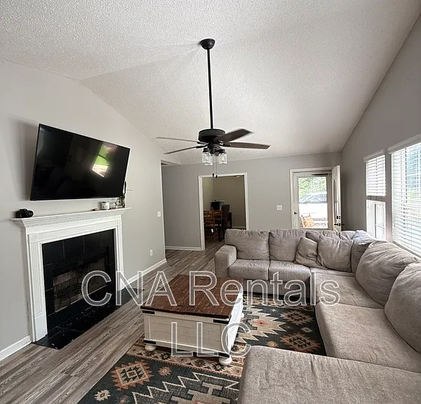 229 Old Carrollton Rd — Photo 4