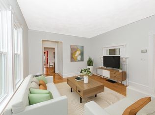 55 Chestnut St #1, Cambridge, MA 02139