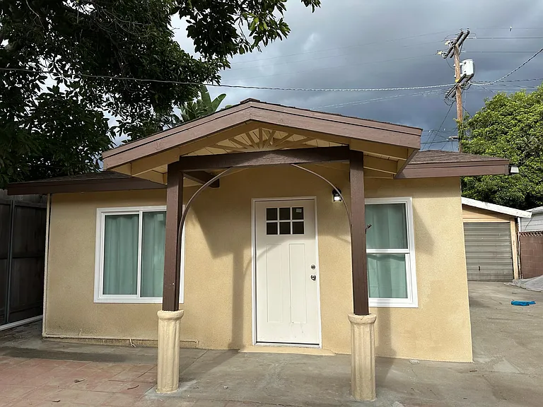 3153 Garden Ave — Photo 1