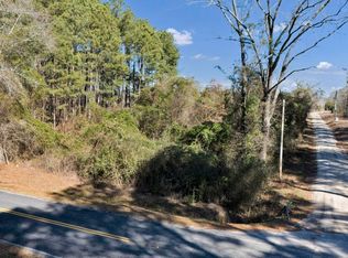 1533 Hickory Hill Rd, Eastover, SC 29044