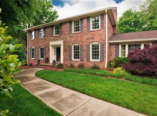 1425 Trafalgar Dr, High Point, NC 27262