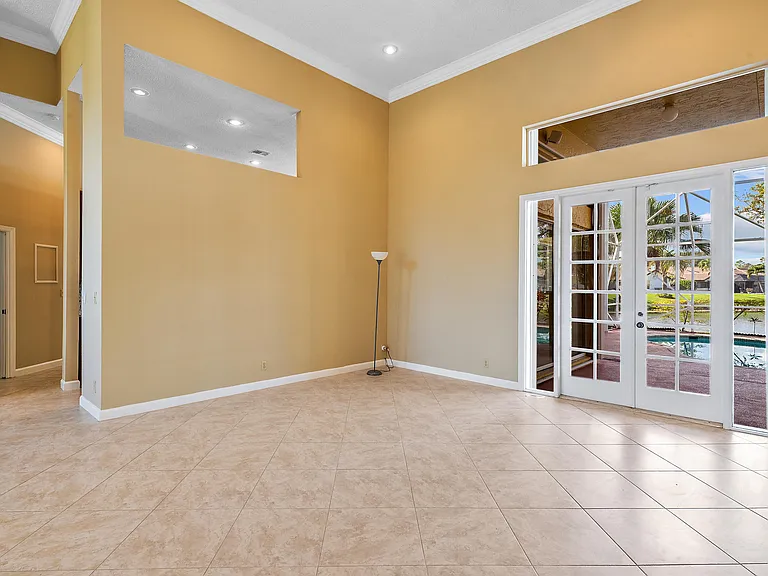 6051 NW 60th Ave — Photo 33