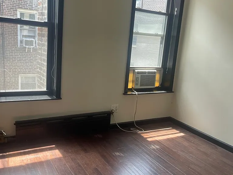 328 E 78th St #20 — Photo 8