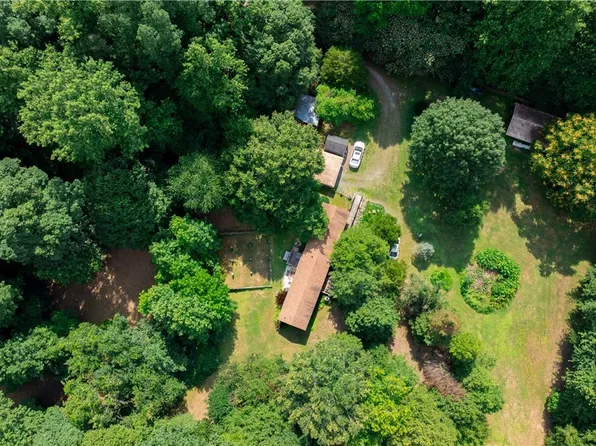 4800 Old Field Ln, Quinton, VA 23141