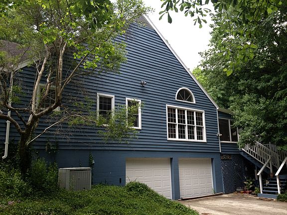 2nd image of 2810 NW 10th Pl