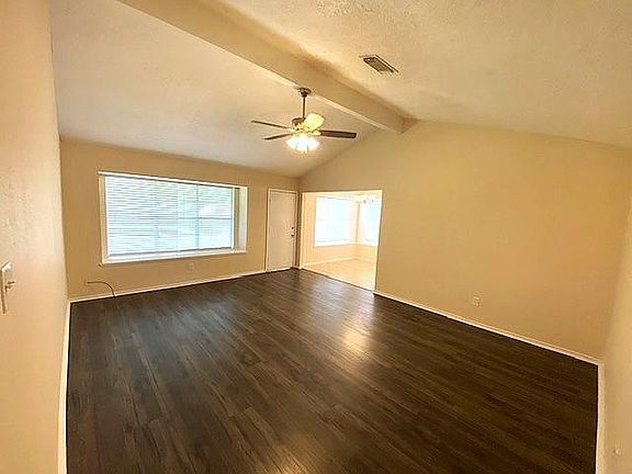 3rd image of 7943 Bunker Wood Ln
