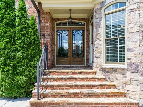 4th image of 2133 Boyce Cir