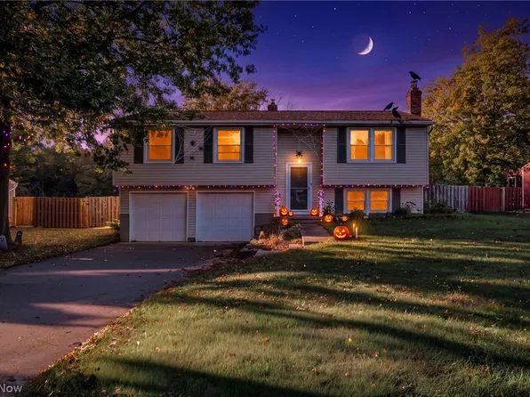 22266 Lorraine Dr, Strongsville, OH 44149