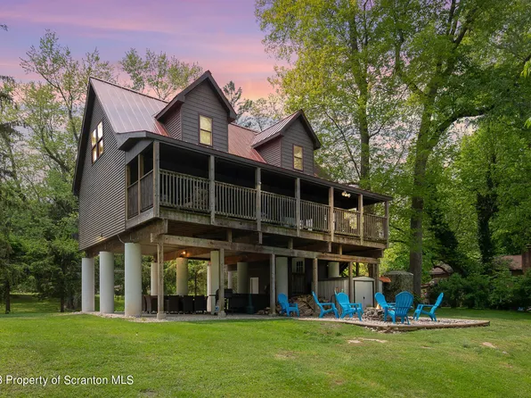 311 River Rd, Falls, PA 18615