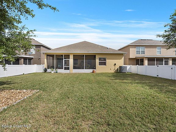 5th image of 2731 Snapdragon Dr NW