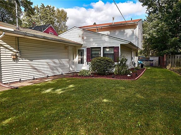 3rd image of 10233 Greenview Ave