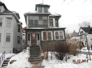17 New St, East Orange, NJ 07017