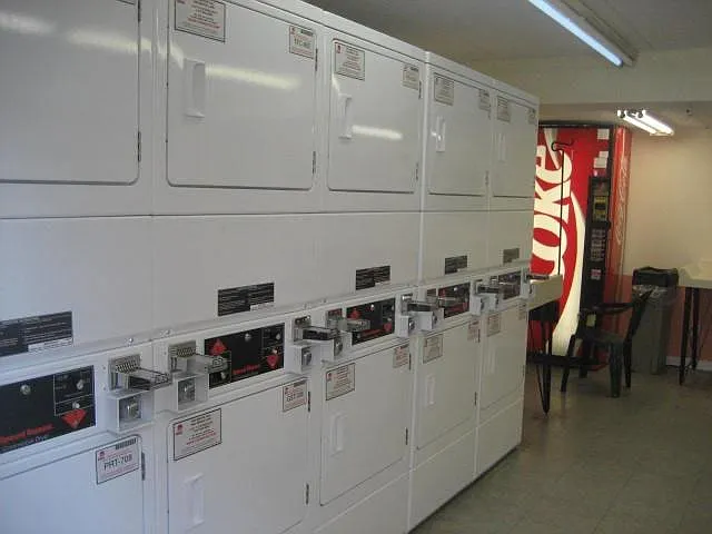 2 bed, 1000 sqft, $1,350 — Photo 4