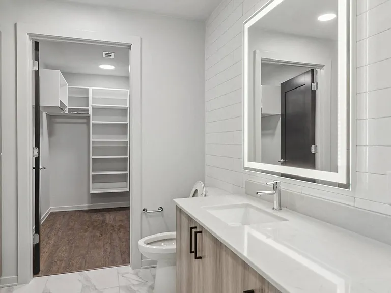 Deco Bathroom