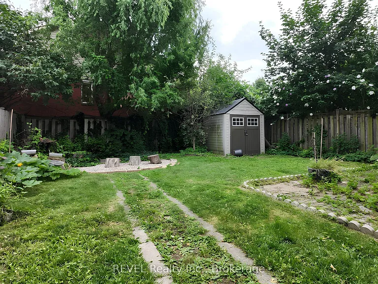 62 Elma St E #MAIN — Photo 10