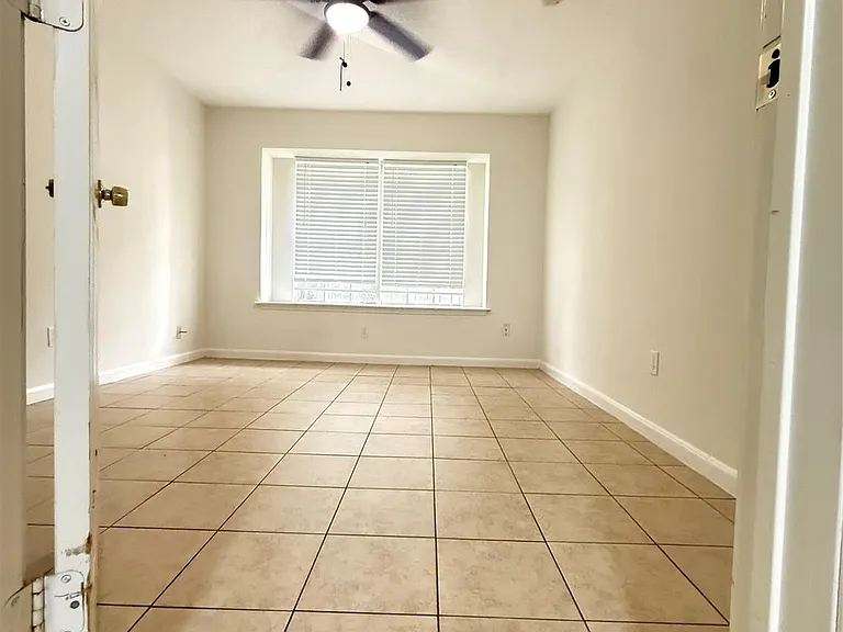 12335 W Village Dr #A — Photo 14