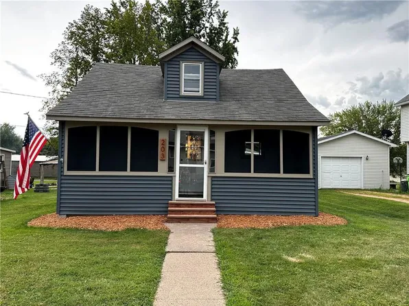 203 Stanley Street, Thorp, WI 54771
