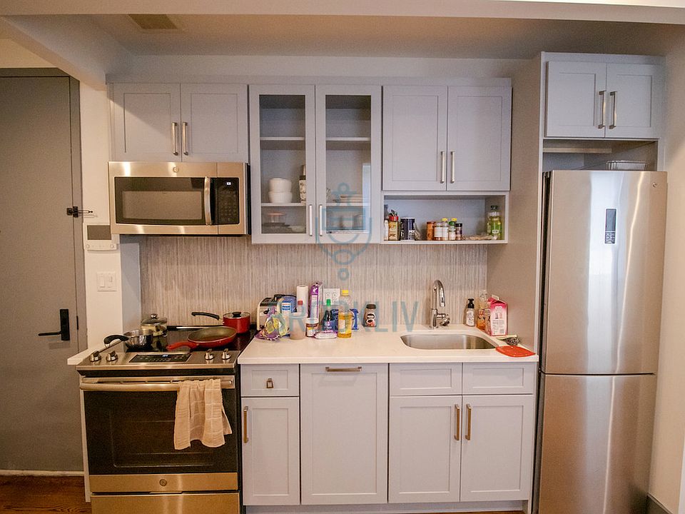 1st image of 1014 Carroll St #2R