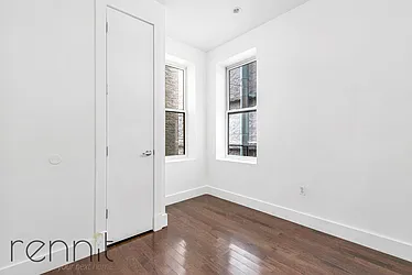 Rented by Rennit Inc.