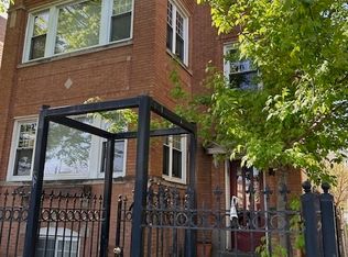 3717 W Addison St, Chicago, IL 60618