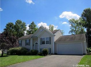 1467 Ice Pond Way, Webster, NY 14580