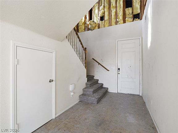 3rd image of 709 Claxton Ave