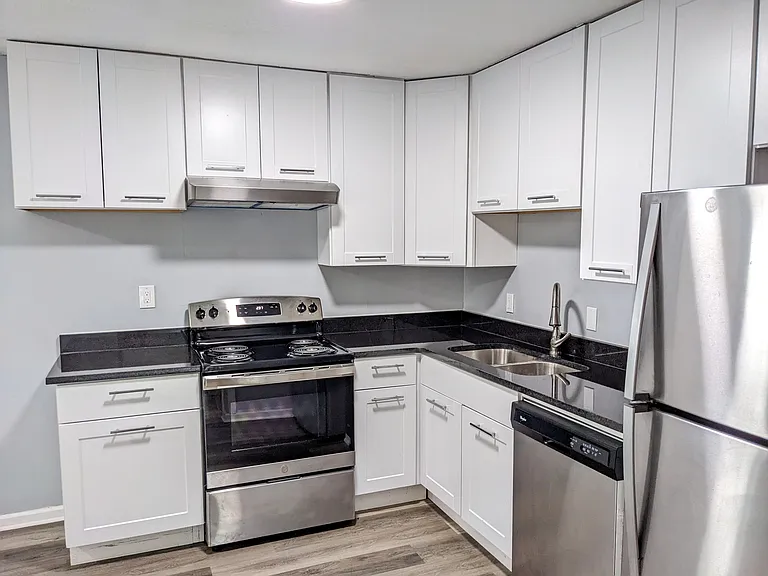 2435 Peachwood Cir NE #1 — Photo 1