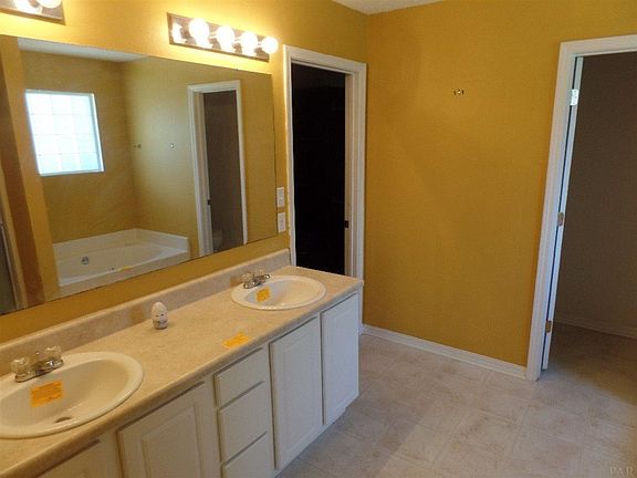 2nd image of 1308 Little Duck Cir