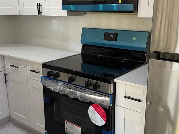 (undisclosed Address), Hialeah, FL 33014