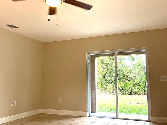 4th image of 482 Martigues Dr #482