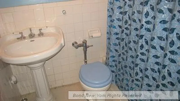 Rented by Bond New York | media 22