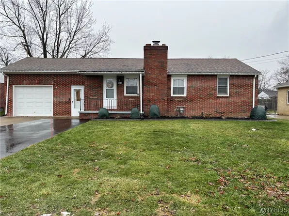 3789 Sowles Rd, Hamburg, NY 14075