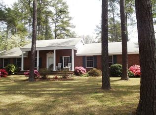 714 Frederick Ave, Laurinburg, NC 28352