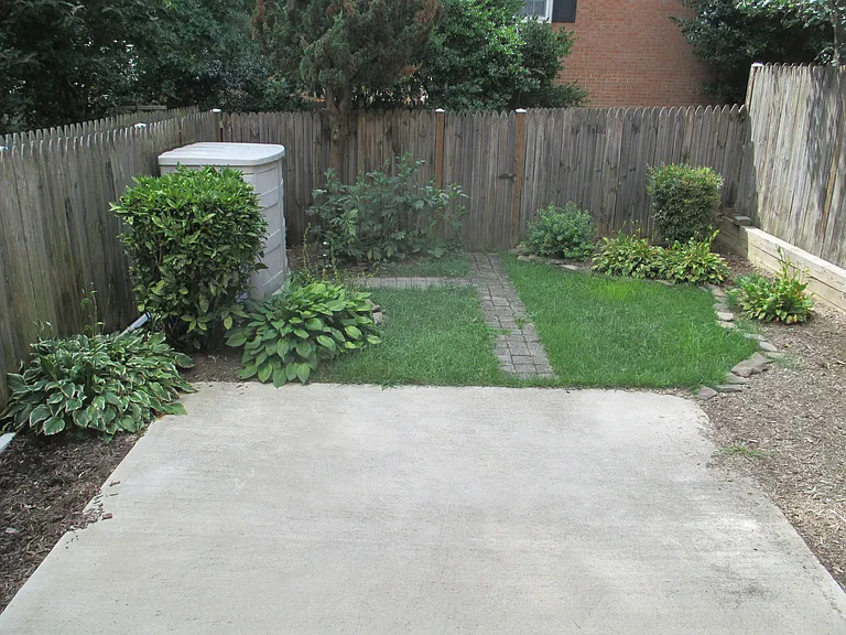 5258 Leestone Ct — Photo 10