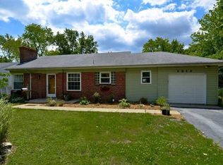 9846 Vasel Dr, Saint Louis, MO 63123