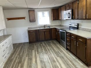 81 Cook St #2, Auburn, ME 04210