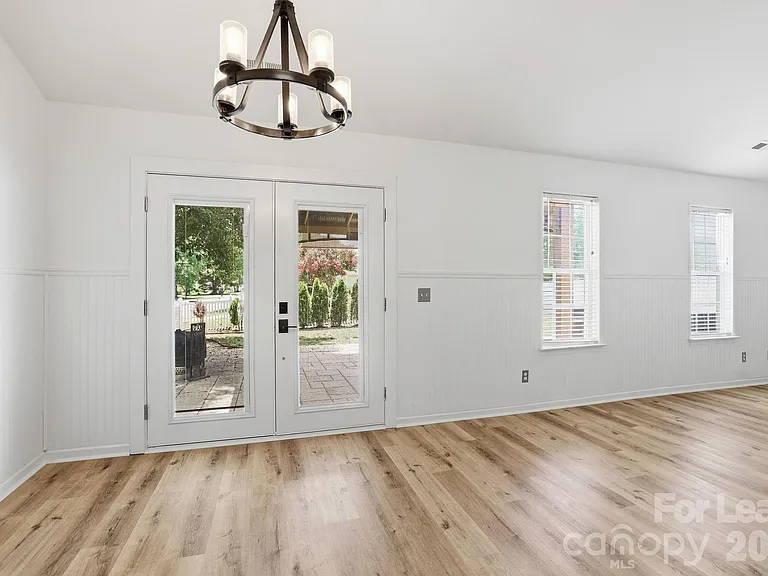 9501 Constitution Hall Dr — Photo 19