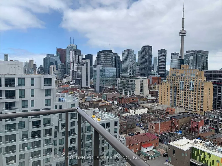 80 Vanauley St #16 — Photo 9