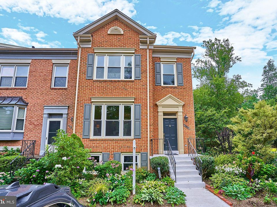 1st image of 14335 Winding Woods Ct