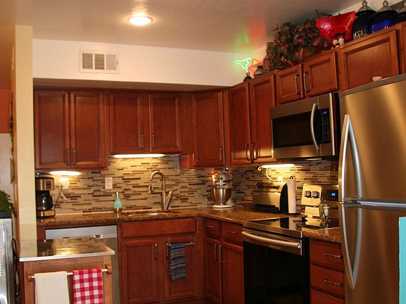 4th image of 1705 S Jones Blvd APT F14