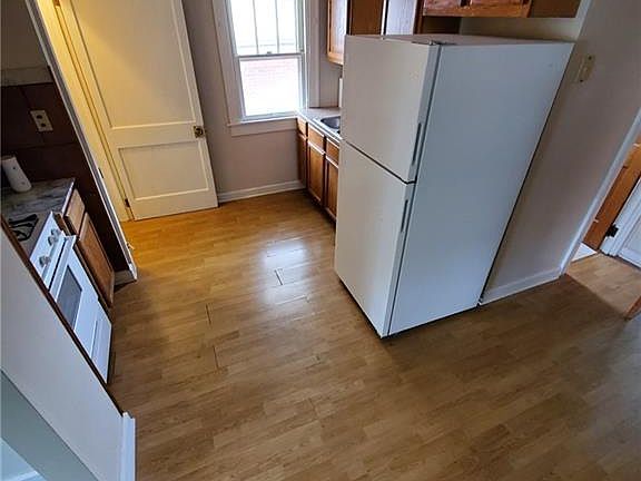 5th image of 4011 Dawnshire Dr