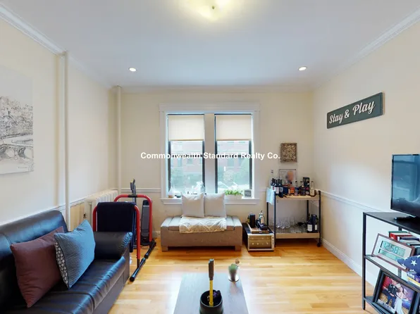 76 Quint Ave, Boston, MA