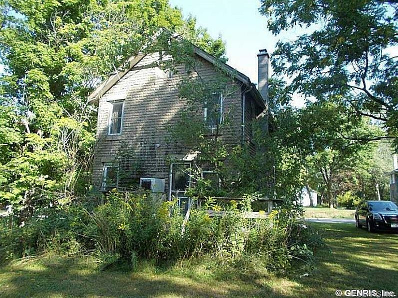 2nd image of 5916 Stone Hill Rd