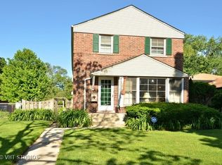 9233 Ewing Ave, Evanston, IL 60203