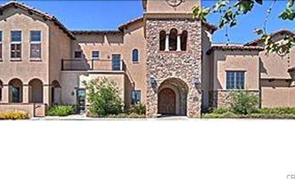 2nd image of 13 Peacock Ct